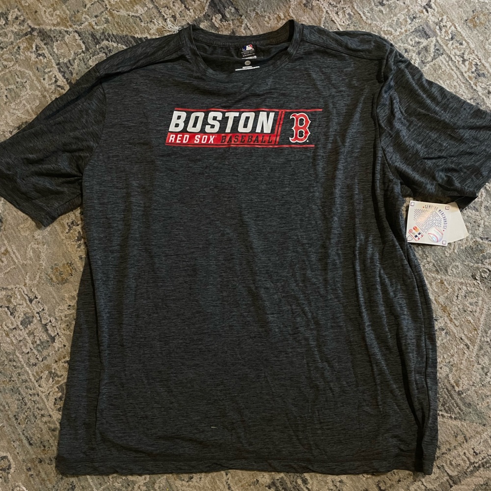 Genuine Merchandise Gray and Red Boston Red Sox Tee